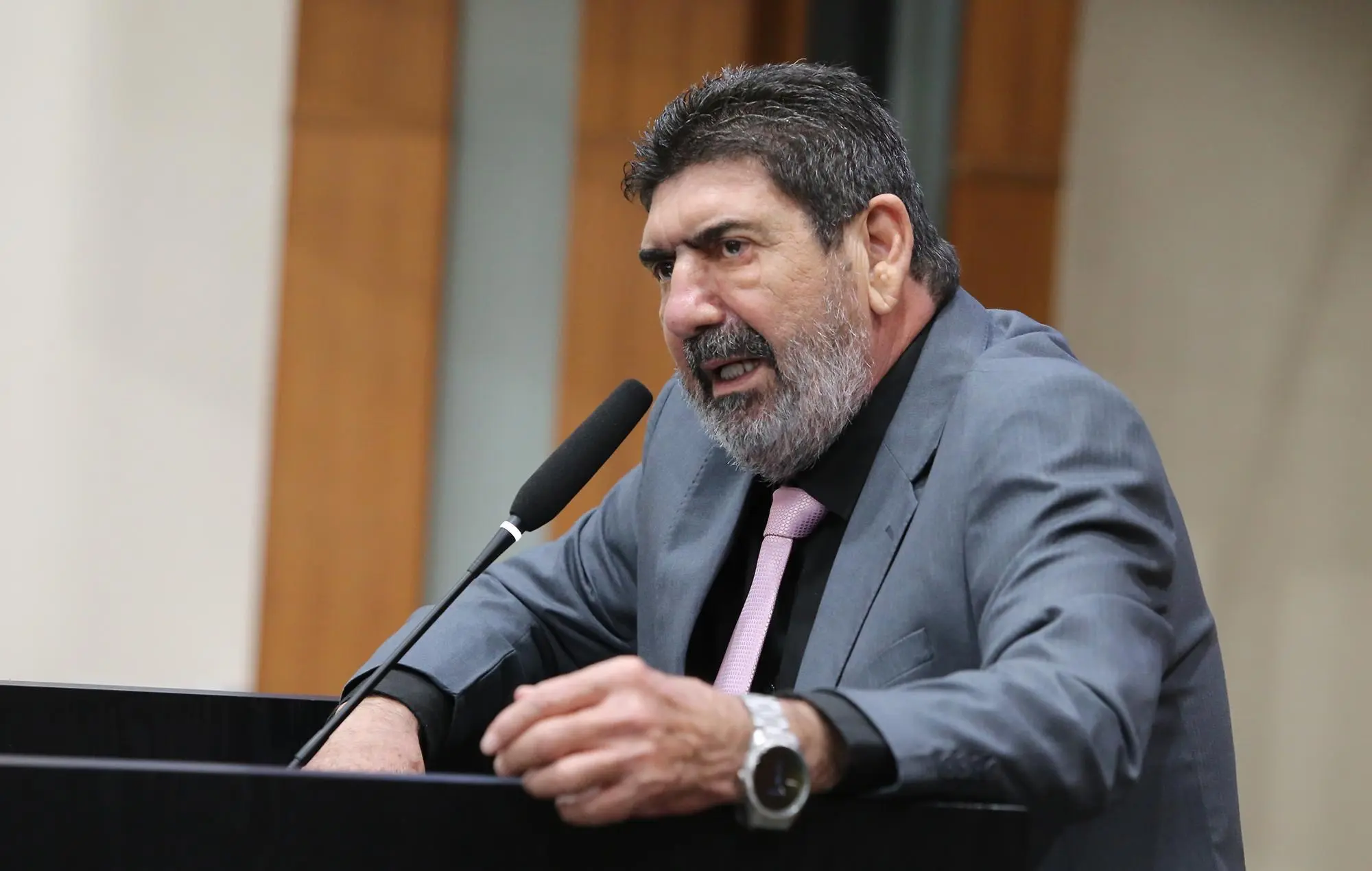 Ambientes acolhedores: Salas sensoriais em hospitais regionais para autistas