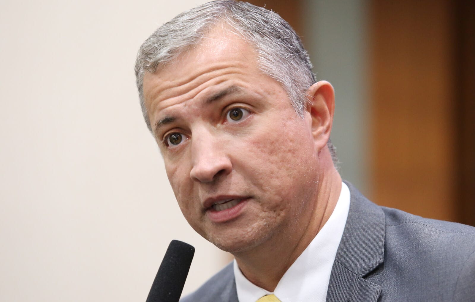 Deputado entra com ação contra concessionária e Estado por irregularidades em contrato rodoviário