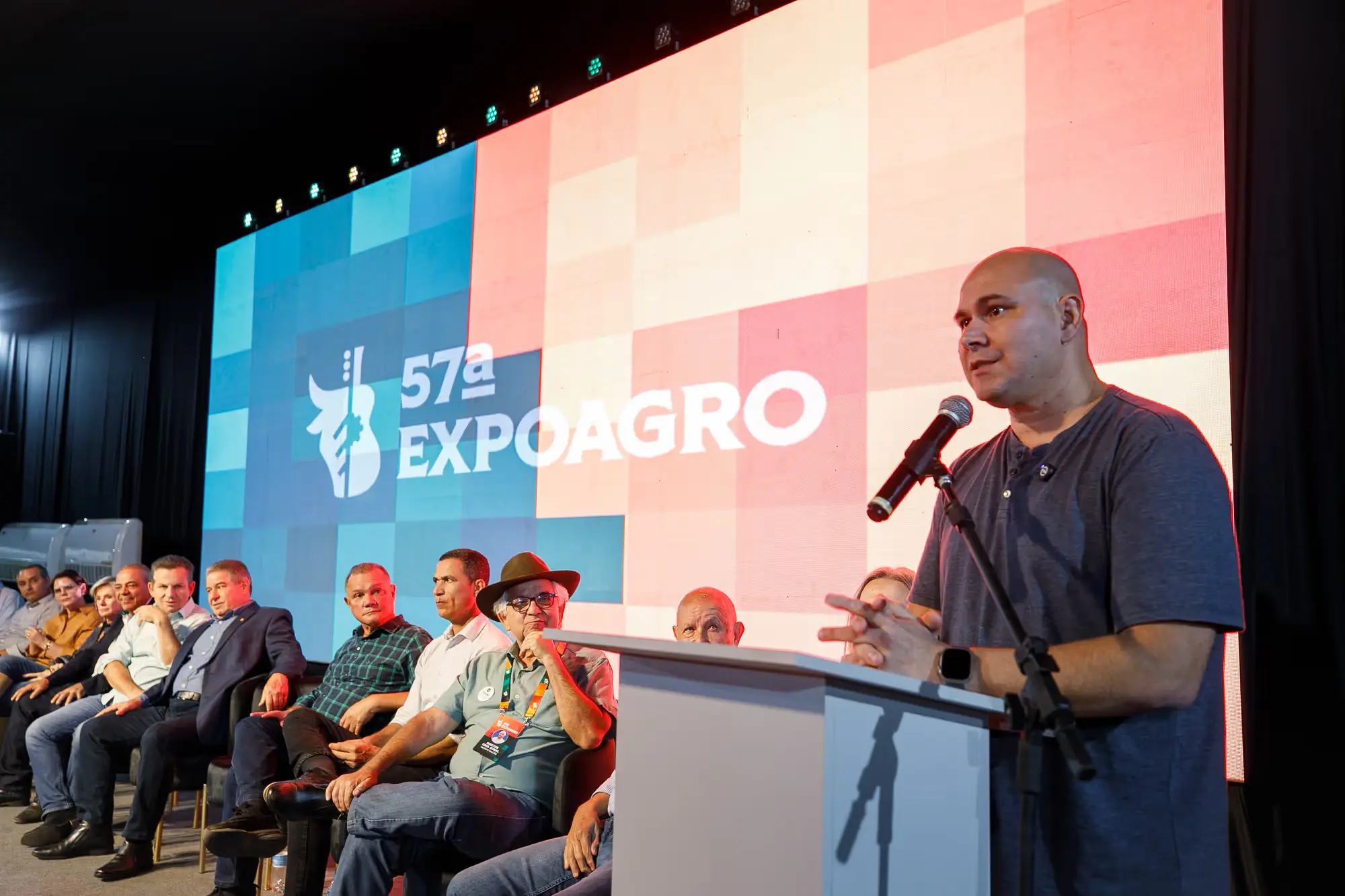 Prefeito apresenta balanço dos seis meses de gestão na Câmara de Cuiabá